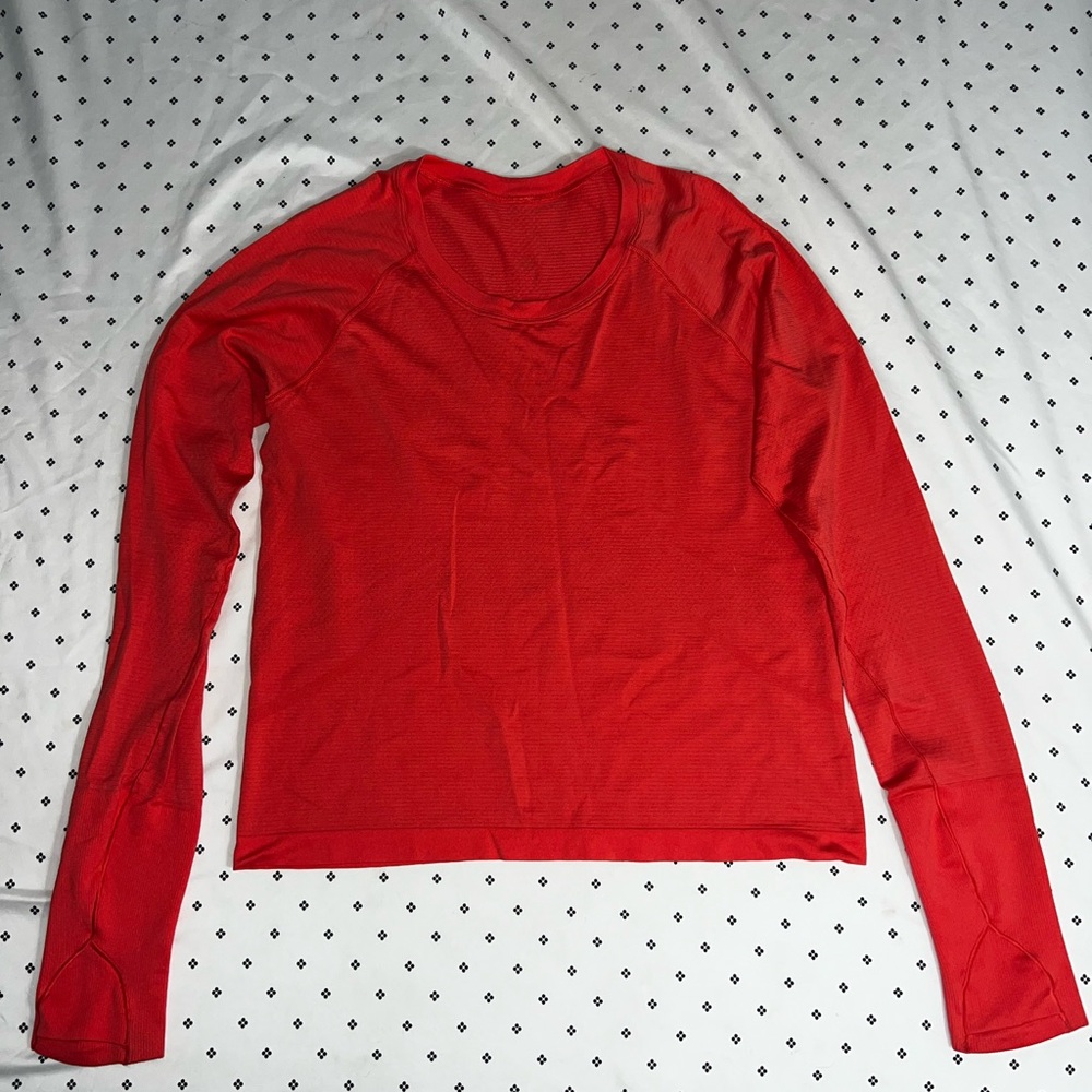 Swiftly Tech Long-Sleeve Shirt 2.0
Waist Length